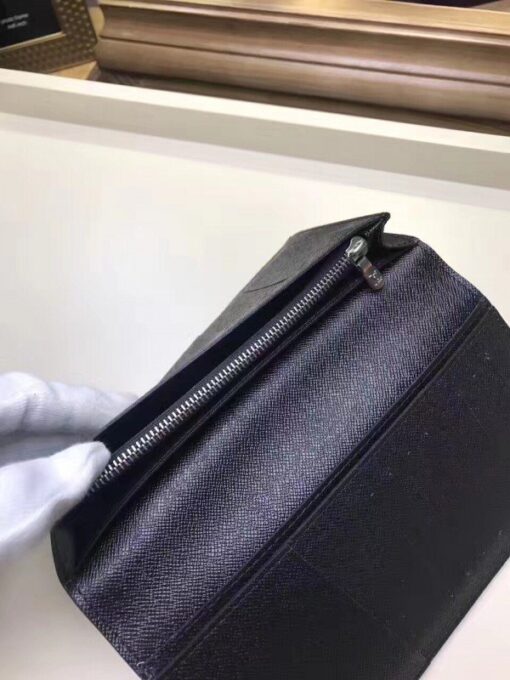 Replica Louis Vuitton Brazza Wallet Taiga Leather M32572 BLV1079 6