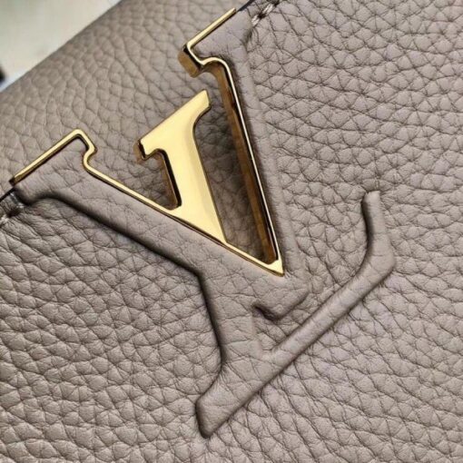 Replica Louis Vuitton Capucines BB Bag With XOXO Motif Handle M52384 BLV814 7