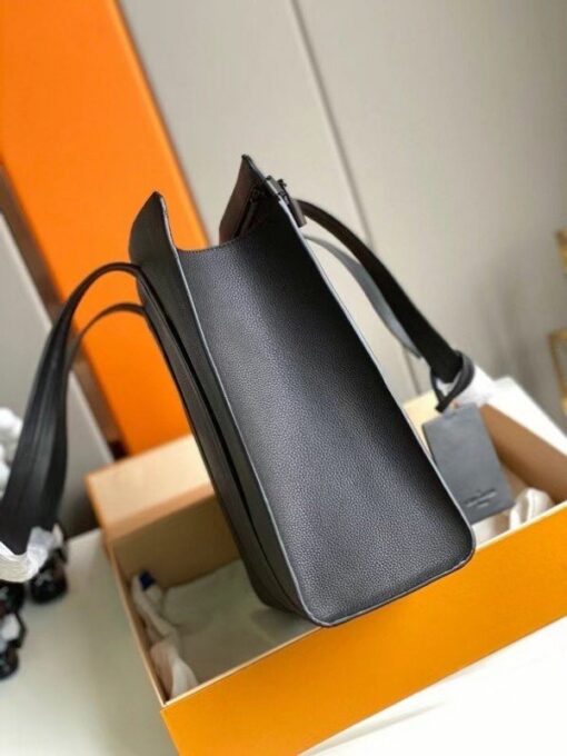 Replica Louis Vuitton All Black Aerogram Tote Bag M57308 BLV911 8