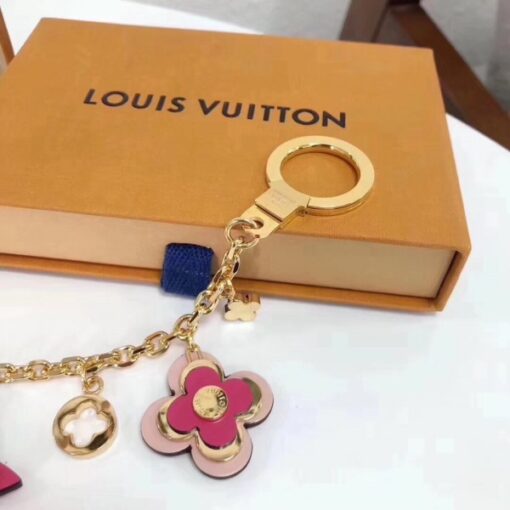 Replica Louis Vuitton Blooming Flowers Chain Bag Charm M67288 4