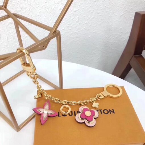 Replica Louis Vuitton Blooming Flowers Chain Bag Charm M67288 5