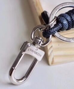 Replica Louis Vuitton Leather Rope Key Holder M67224 2