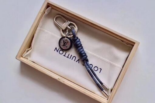 Replica Louis Vuitton Leather Rope Key Holder M67224 5