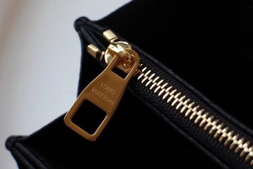 Replica Louis Vuitton LV Crafty Zippy Wallet M69698 2