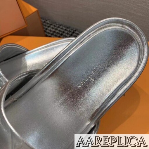 Replica Louis Vuitton Jumbo Flatform Mules In Silver Metallic Lambskin 5