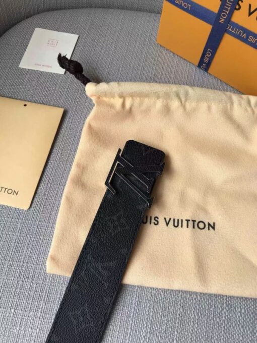 Replica Louis Vuitton LV Initiales 40MM Reversible Belt Taiga Leather M0157V 6