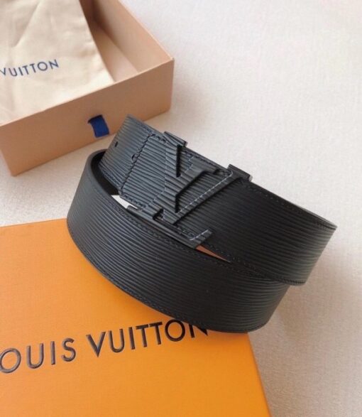 Replica Louis Vuitton LV Initiales 40MM Belt Epi Leather M9229S 2