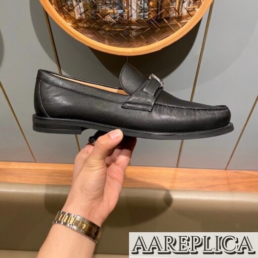 Replica Louis Vuitton Major Loafers In Black Leather 4