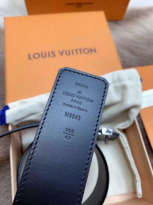 Replica Louis Vuitton LV Initiales 40MM Reversible Belt Monogram Eclipse M9043S 2