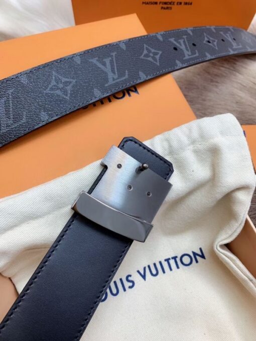 Replica Louis Vuitton LV Initiales 40MM Reversible Belt Monogram Eclipse M9043S 8