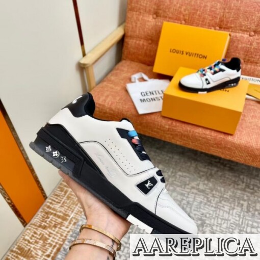 Replica Louis Vuitton White/Black LV Trainer Sneakers with #54 8
