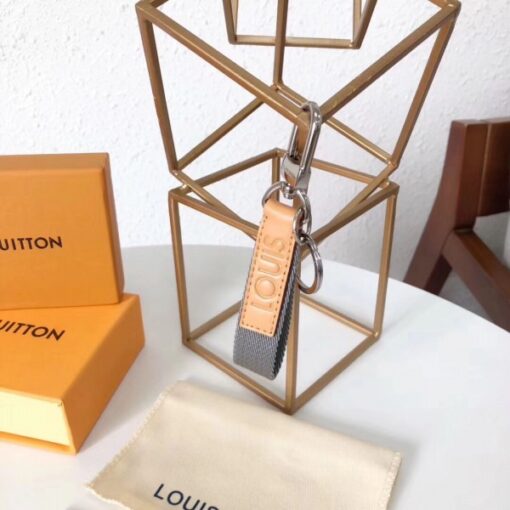 Replica Louis Vuitton Light Infinity Dragonne Bag Charm and Key Holder MP0168 3