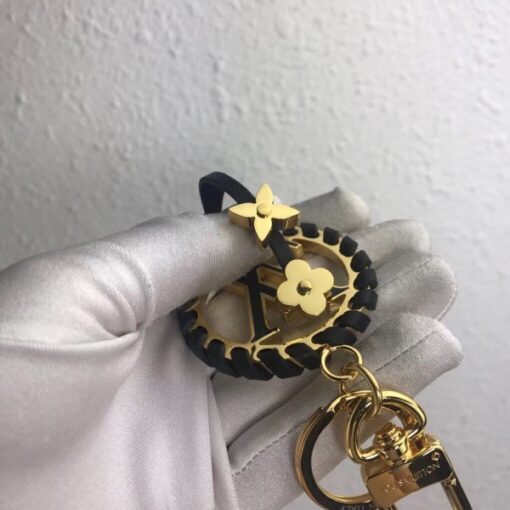 Replica Louis Vuitton Very Bag Charm and Key Holder M63082 7